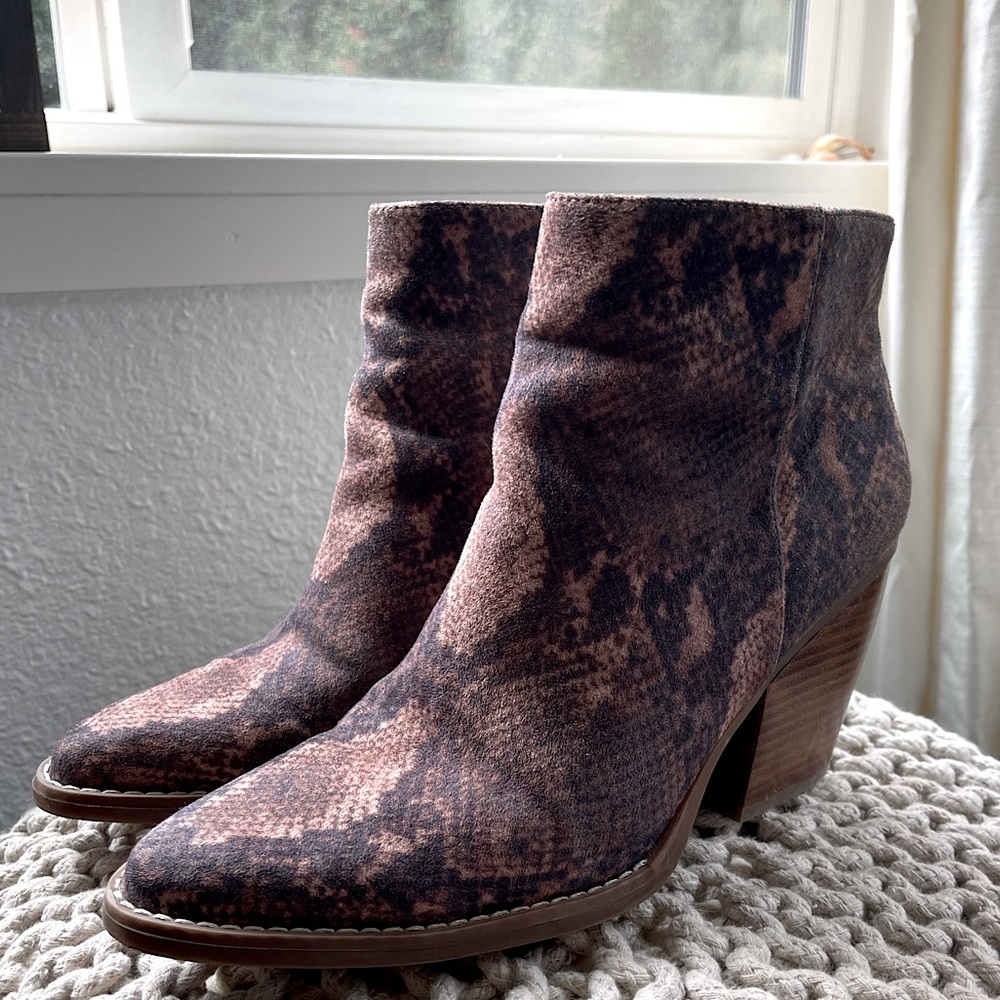 Madden Girl Booties, Brown, Suede Snakeskin Size 9.5.
